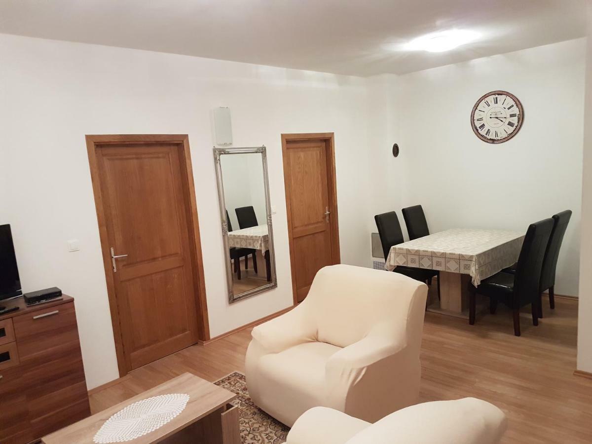 Apartments Alen Свети Юрай Екстериор снимка